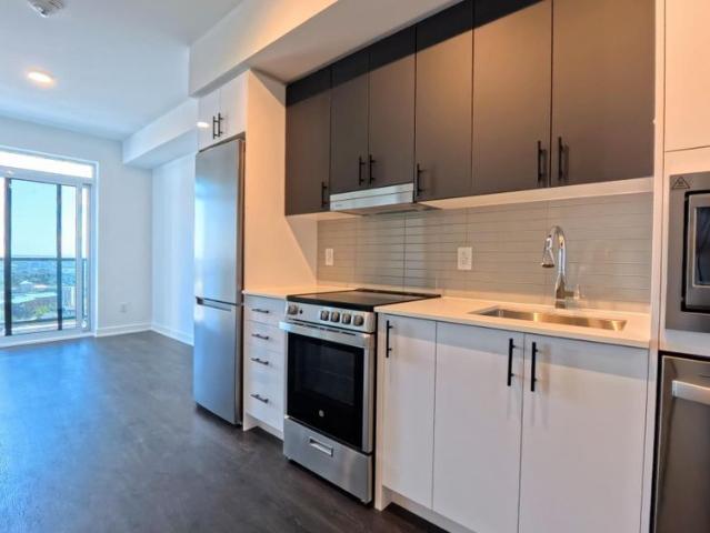 For Lease 5105 Hurontario Street Unit# 1712, Mississauga, Ontario