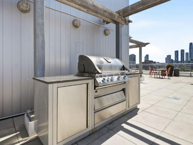 For Lease 510 King Street Unit# 109, Toronto, Ontario