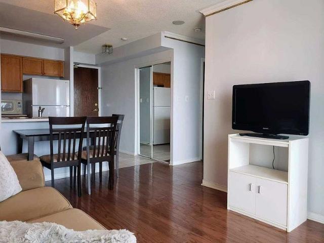 For Lease 51 Baffin Court Unit# 716, Richmond Hill, Ontario