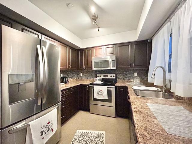 For Lease 51 Hays Boulevard Unit# 39, Oakville, Ontario