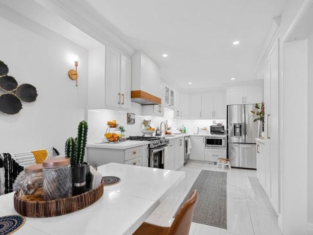 For Lease 5253 Bushelgrove Circle, Mississauga, Ontario