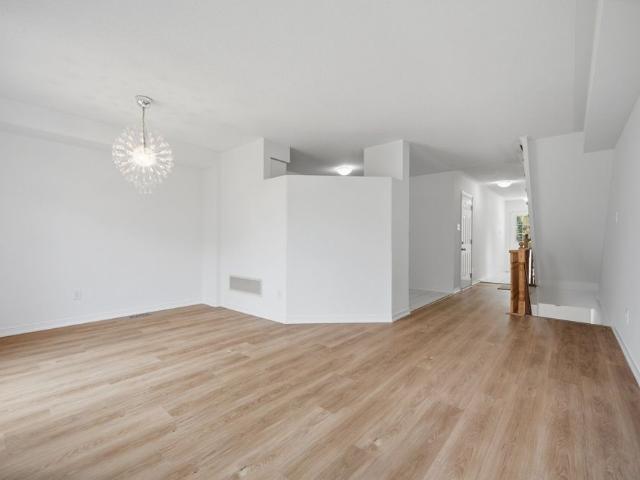 For Lease 5255 Palmetto Place Unit# 176, Mississauga, Ontario