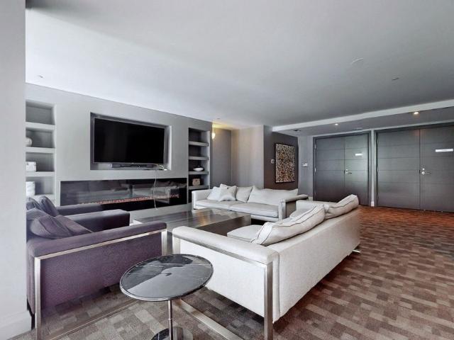 For Lease 525 Adelaide Street Unit# 814, Toronto, Ontario