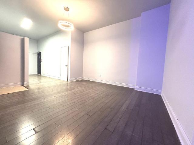 For Lease 527 Queen Street Unit# 2A, Toronto, Ontario