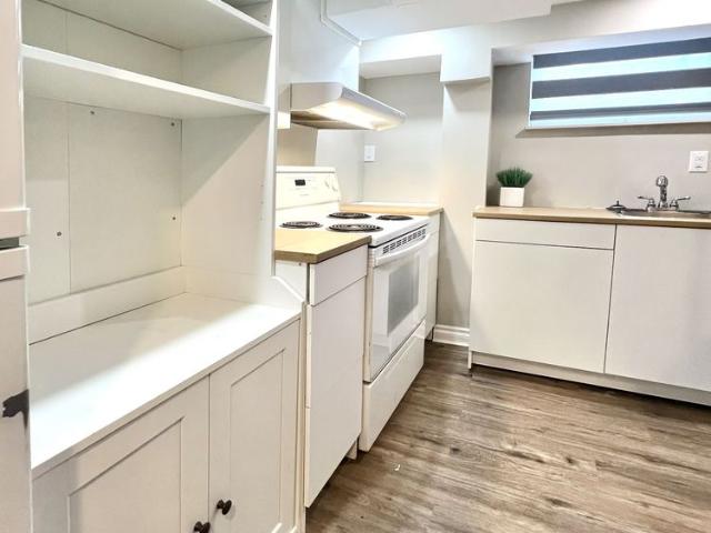For Lease 5285 Woodhaven Court Unit# BSMT, Burlington, Ontario