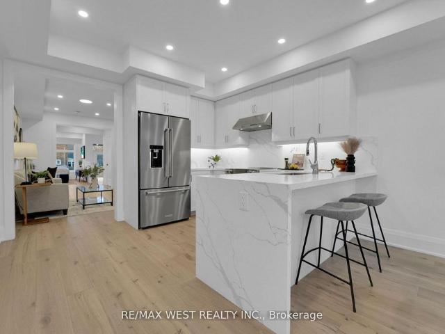 For Lease 521 St Johns Road Unit# UPPER, Toronto, Ontario
