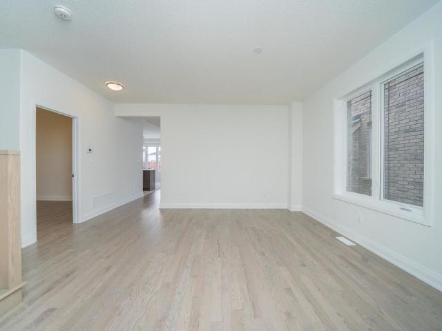 For Lease 522 Askew Court, Oshawa, Ontario