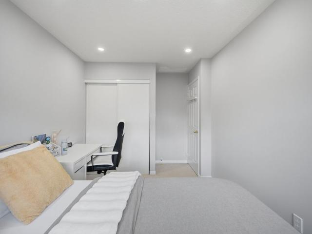 For Lease 5230 Glen Erin Drive Unit# 119, Mississauga, Ontario