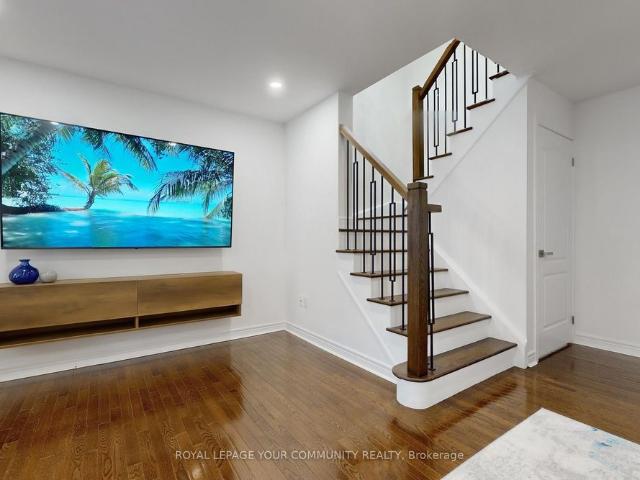 For Lease 52 Four Seasons Crescent, East Gwillimbury, Ontario