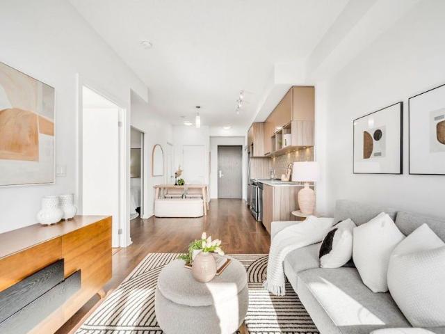 For Lease 52 Forest Manor Rd Road Unit# 1306, Toronto, Ontario
