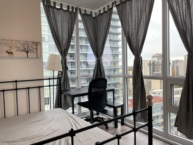 For Lease 52 Forest Manor Road Unit# 1305, Toronto, Ontario