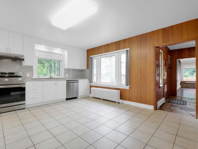 For Lease 5373 Aurora Road, Whitchurch Stouffville, Ontario