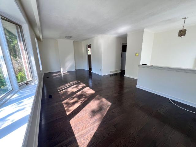 For Lease 53 Aurora Heights Drive, Aurora, Ontario