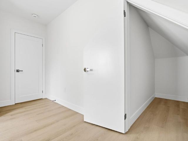 For Lease 53 Bishop Avenue Unit# 5, Toronto, Ontario