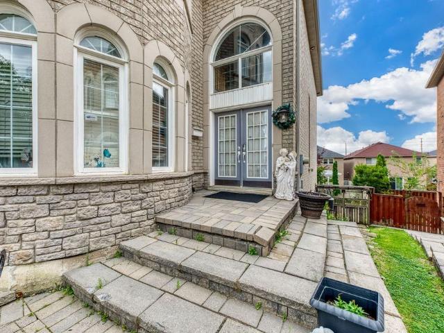 For Lease 5486 Landsborough Avenue, Mississauga, Ontario