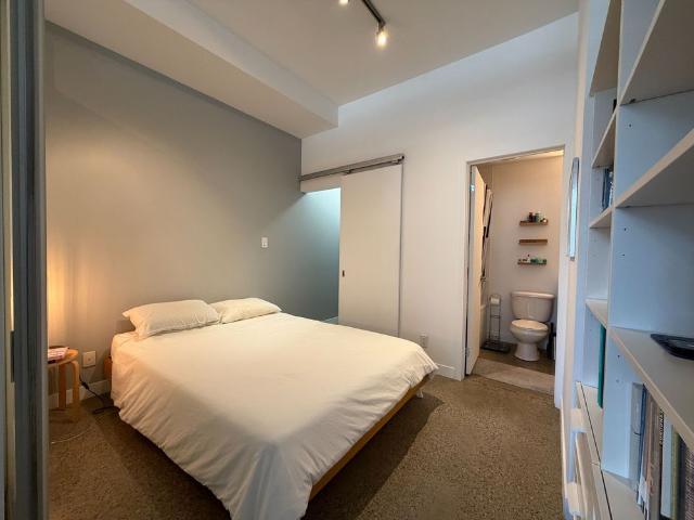 For Lease 549 King Street Unit# 201, Toronto, Ontario