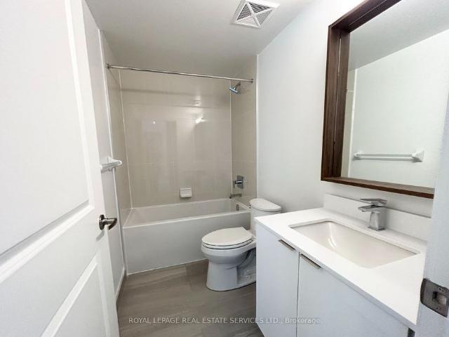 For Lease 543 Richmond Street Unit# 425, Toronto, Ontario