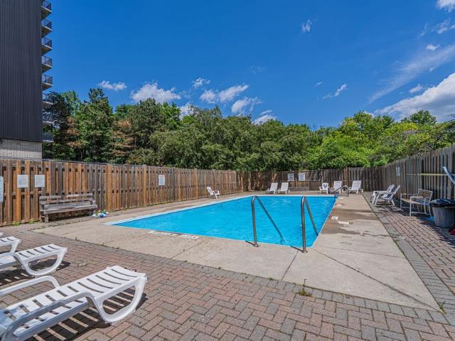 For Lease 555 BRITTANY Drive Unit# 1111, Manor Park Cardinal Glen and Area, Ontario