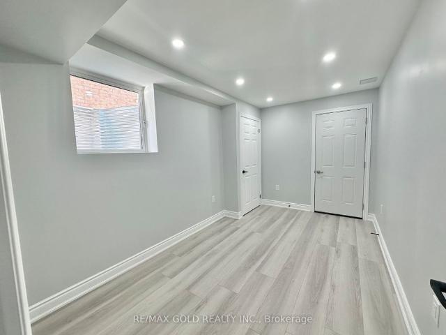 For Lease 555 Settlers Road Unit# Bsmt, Oakville, Ontario