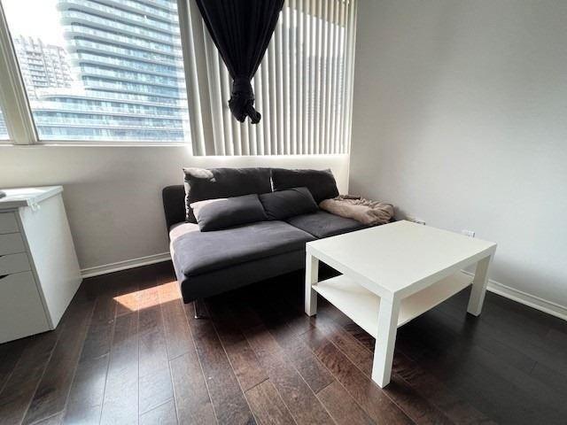 For Lease 555 Yonge Street Unit# 513, Toronto, Ontario