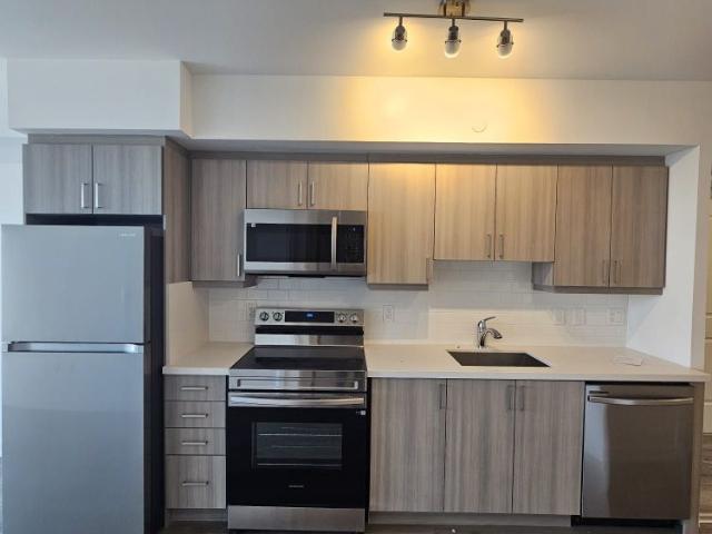 For Lease 556 Marlee Avenue Unit# 421, Toronto, Ontario