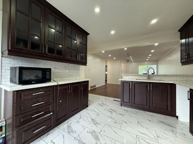 For Lease 556 Mccowan Road, Toronto, Ontario