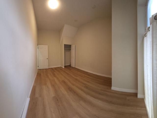 For Lease 558 Spadina Crescent Unit# 1, Toronto, Ontario