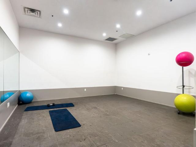 For Lease 550 North Service Road Unit# 1003, Grimsby, Ontario