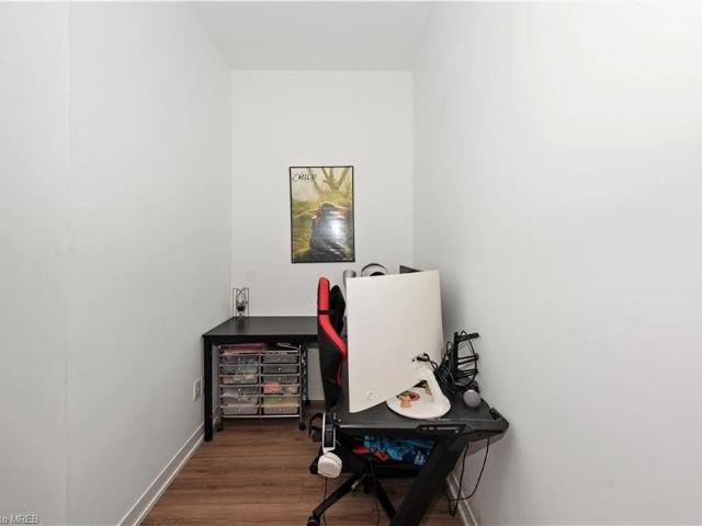 For Lease 550 North Service Road Unit# 903, Grimsby, Ontario