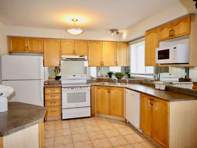 For Lease 5530 Glen Erin Drive Unit# 140, Mississauga, Ontario