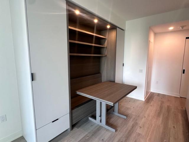 For Lease 55 Charles Street Unit# 807, Toronto, Ontario