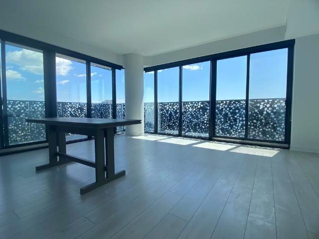 For Lease 55 Charles Street Unit# 2803, Toronto, Ontario