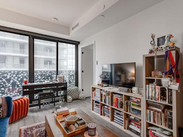 For Lease 55 Charles Street Unit# 3408, Toronto, Ontario