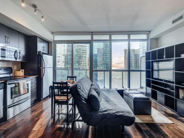 For Lease 55 Bremner Boulevard Unit# 2709, Toronto, Ontario