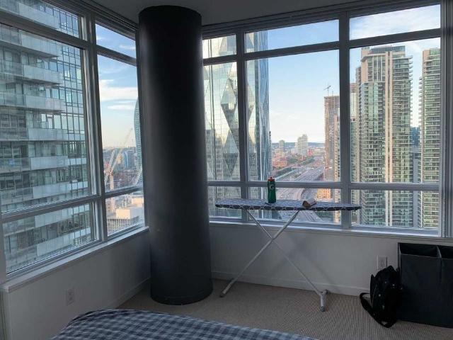 For Lease 55 Bremner Boulevard Unit# 3004, Toronto, Ontario