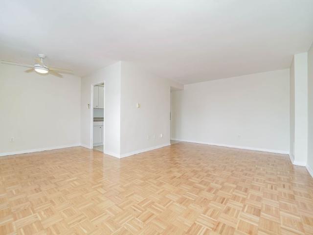 For Lease 55 Isabella Street Unit# 906, Toronto, Ontario