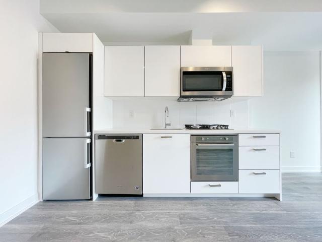 For Lease 55 Ontario Street Unit# 611, Toronto, Ontario