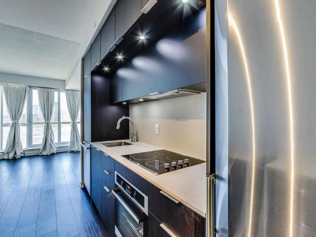 For Lease 55 Regent Park Boulevard Unit# 1307, Toronto, Ontario