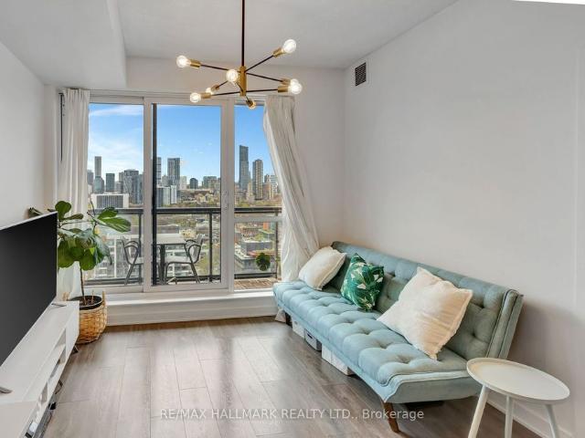 For Lease 55 Regent Park Boulevard Unit# 2208, Toronto, Ontario
