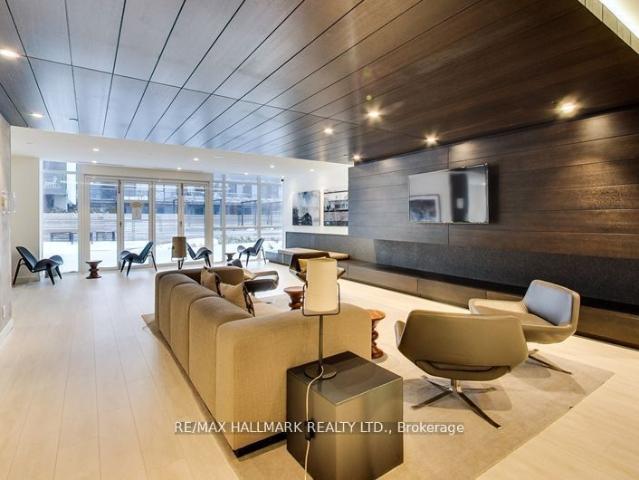 For Lease 55 Regent Park Boulevard Unit# 2208, Toronto, Ontario