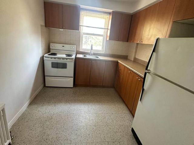 For Lease 55A Long Branch Avenue Unit# 302, Toronto, Ontario