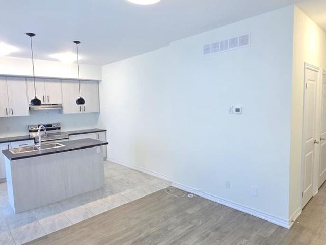 For Lease 5672 Dorchester Road Unit# 52, Niagara Falls, Ontario