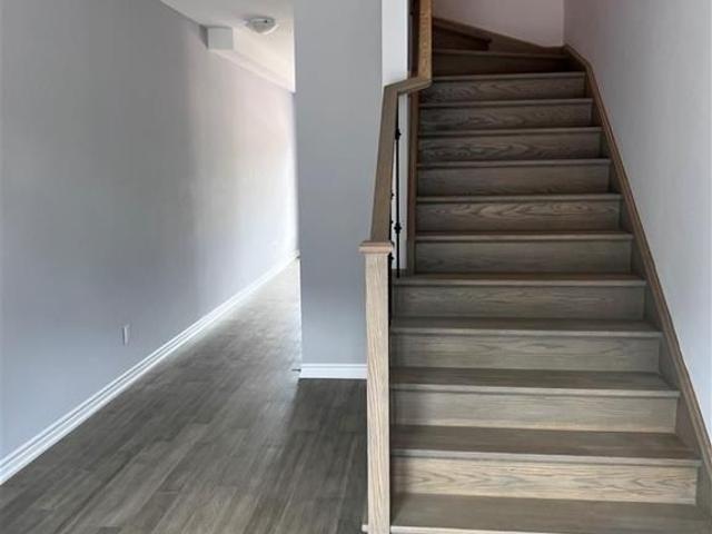 For Lease 5672 Dorchester Road Unit# 14 Upper Level, Niagara Falls, Ontario