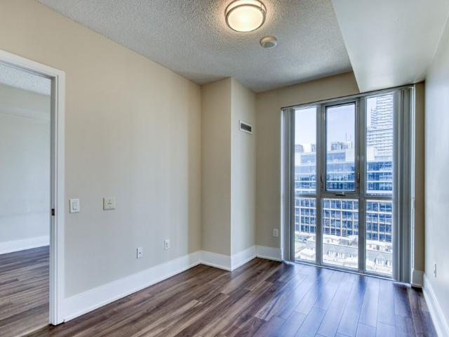 For Lease 560 Front Street Unit# 1021, Toronto, Ontario