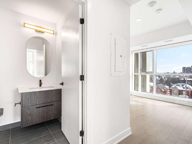 For Lease 560 Rideau Street Unit# 703, Lower Town Sandy Hill, Ontario