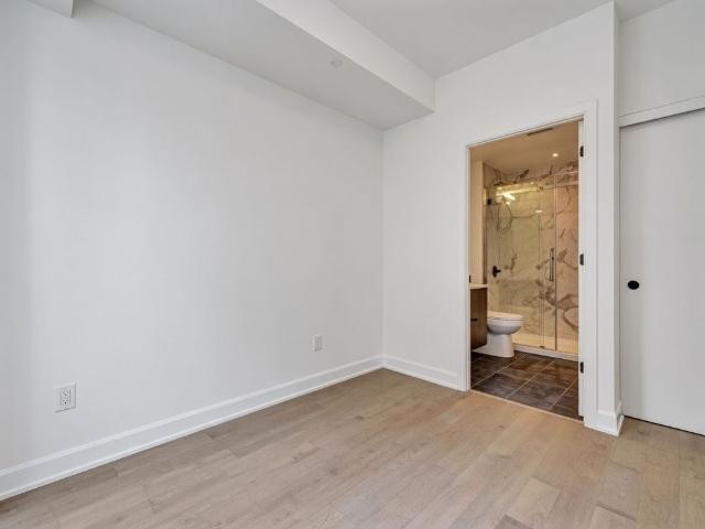 For Lease 560 Rideau Street Unit# 205, Lower Town Sandy Hill, Ontario