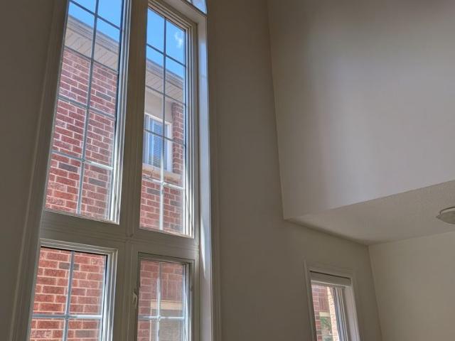 For Lease 5619 Longboat Avenue, Mississauga, Ontario