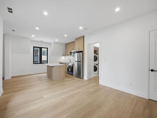 For Lease 56 Camberwell Road Unit# 3, Toronto, Ontario
