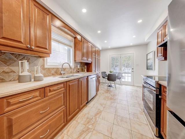 For Lease 56 Gray Crescent Unit# Main & 2nd Floor, Richmond Hill, Ontario