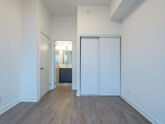 For Lease 56 Lakeside Terrace Unit# 1109, Barrie, Ontario